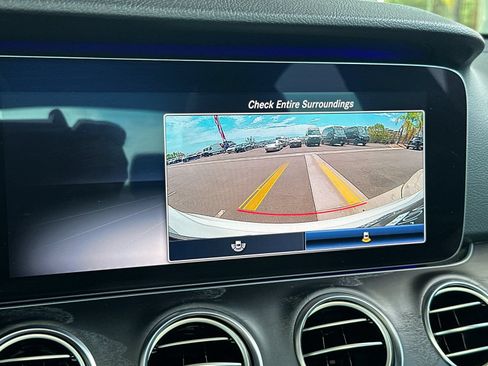 Used 2020 Mercedes-Benz E 350 Sedan image 20