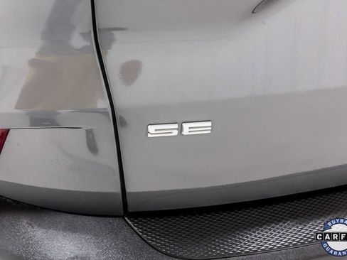 Used 2021 Ford Escape SE image 11