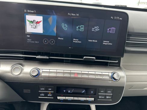 Used 2025 Hyundai Kona SEL image 18