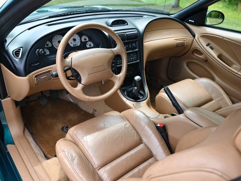 Used 1997 Ford Mustang Cobra image 3