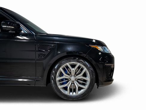 Used 2016 Land Rover Range Rover Sport SVR image 22