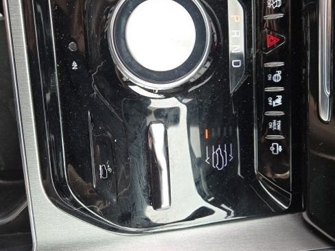 Used 2024 Jeep Wagoneer Series II w/ Convenience Group I image 46