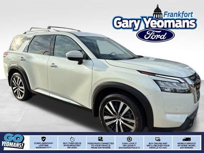 Used 2024 Nissan Pathfinder Platinum w/ Cargo Package