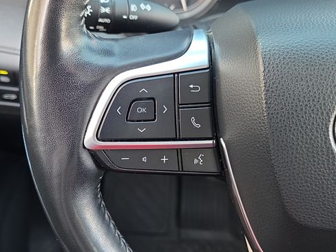 Used 2020 Toyota Highlander Platinum AWD/4WD image 15