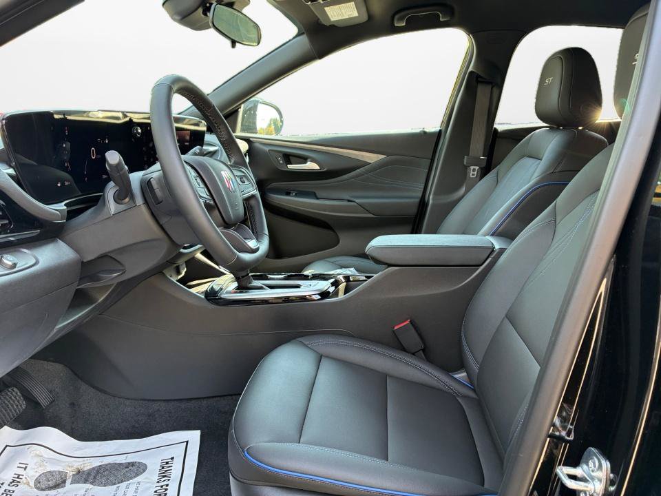 New 2026 Buick Envista Sport Touring w/ Convenience I Package FWD image 9
