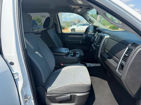 Used 2021 RAM 1500 Classic SLT RWD image 7