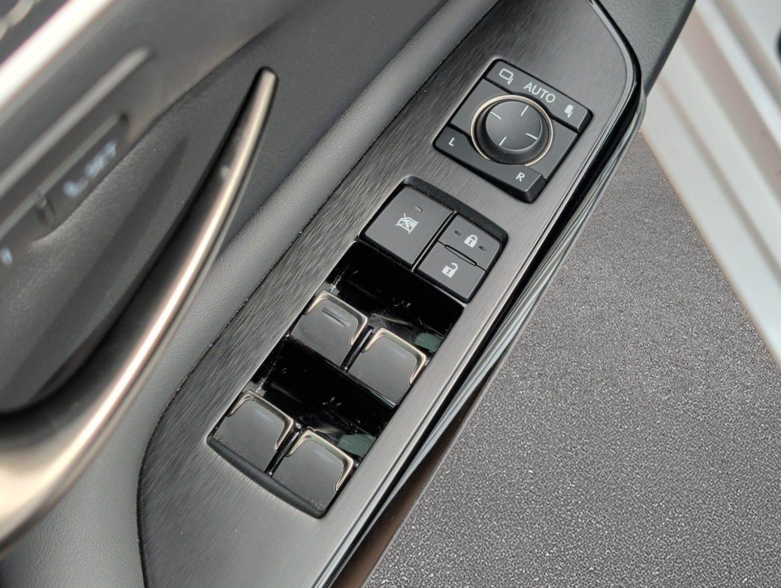 Certified 2025 Lexus ES 350 w/ Premium Package FWD image 9