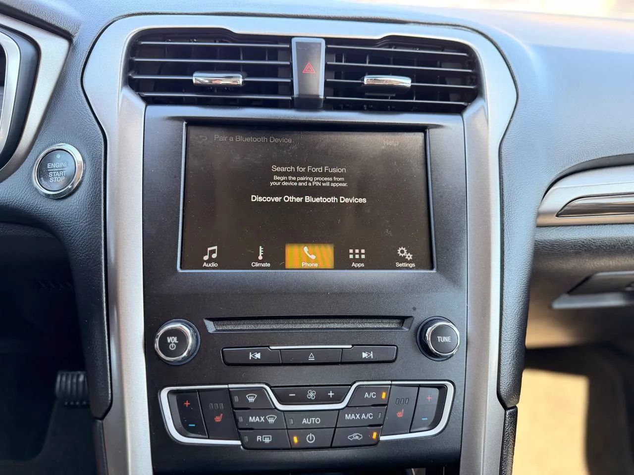 Used 2017 Ford Fusion SE w/ Equipment Group 602A FWD image 49