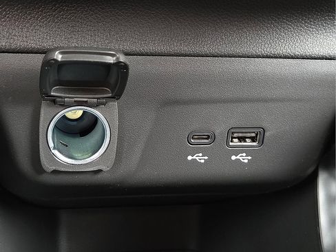 New 2026 Chevrolet TrailBlazer LT FWD image 17
