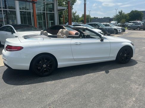 Used 2017 Mercedes-Benz C 300 4MATIC Cabriolet image 7