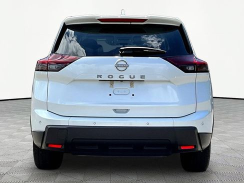Used 2025 Nissan Rogue SV FWD image 6