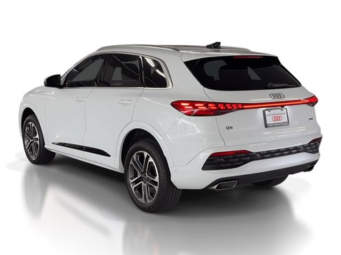 New 2025 Audi Q5 Premium image 3