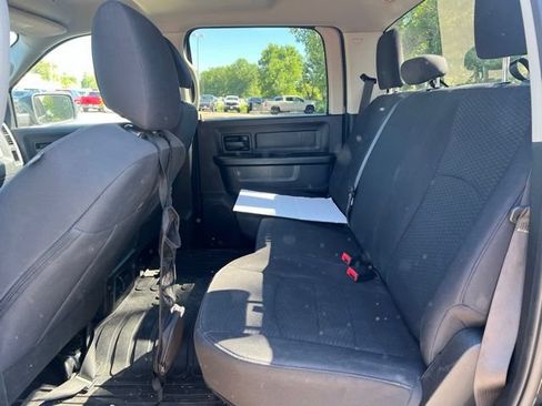 Used 2019 RAM 1500 Express w/ Wheel & Sound Group AWD/4WD image 17