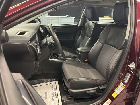 Used 2017 Toyota Corolla SE image 12