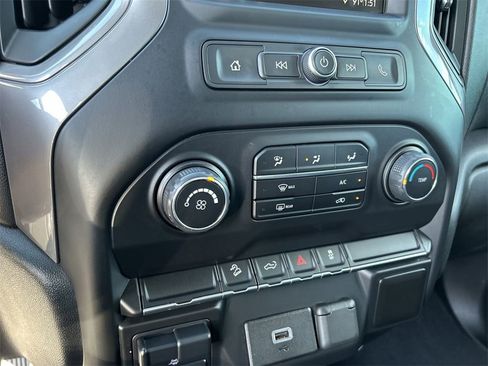 Used 2019 Chevrolet Silverado 1500 Custom Trail Boss w/ Custom Convenience Package image 22