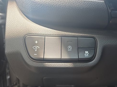 Certified 2024 Kia Seltos S FWD image 25