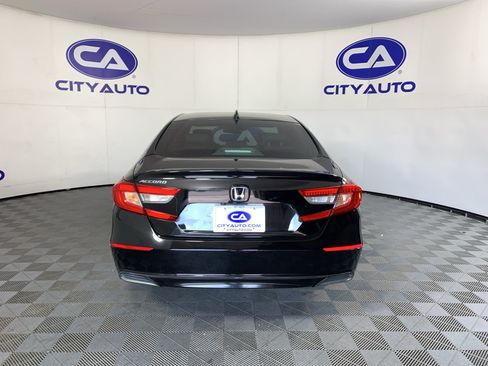 Used 2018 Honda Accord EX image 4