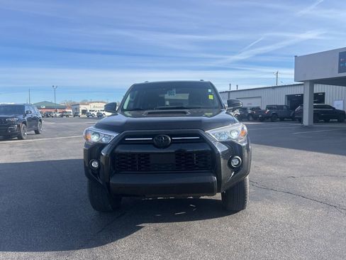 Used 2023 Toyota 4Runner TRD Off-Road image 6