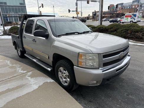 Used 2009 Chevrolet Silverado 1500 LT w/ Power Pack Plus image 3