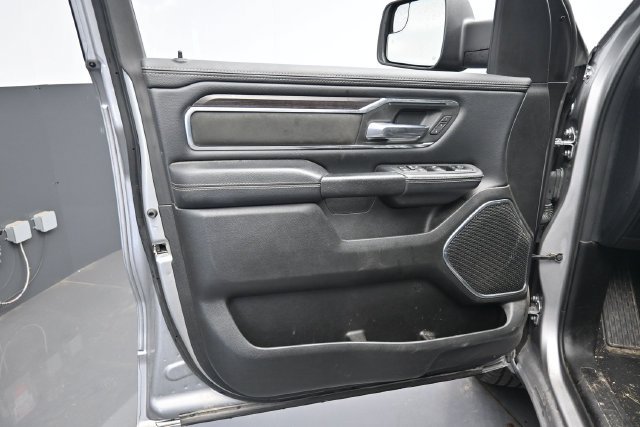 Used 2026 RAM 1500 Laramie AWD/4WD image 12