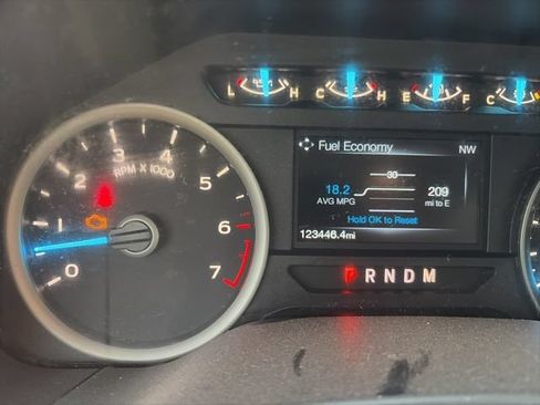 Used 2018 Ford F150 XLT w/ Equipment Group 302A Luxury AWD/4WD image 8