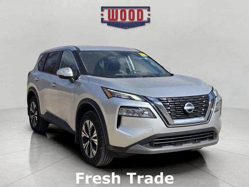 Used 2022 Nissan Rogue SV image 1