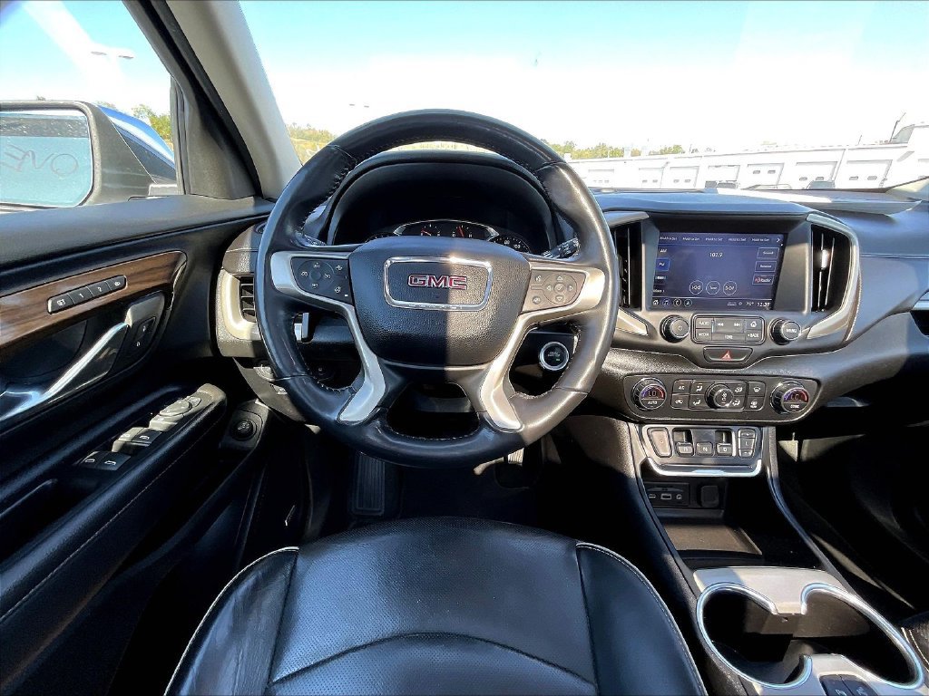 Used 2018 GMC Terrain Denali w/ Advanced Safety Package AWD/4WD image 10