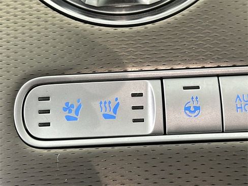 Used 2023 Genesis GV60 Performance image 18