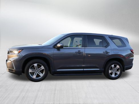 Used 2024 Honda Pilot EX-L image 4