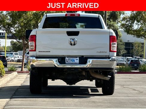Used 2024 RAM 2500 Big Horn w/ Off Road Package AWD/4WD image 8