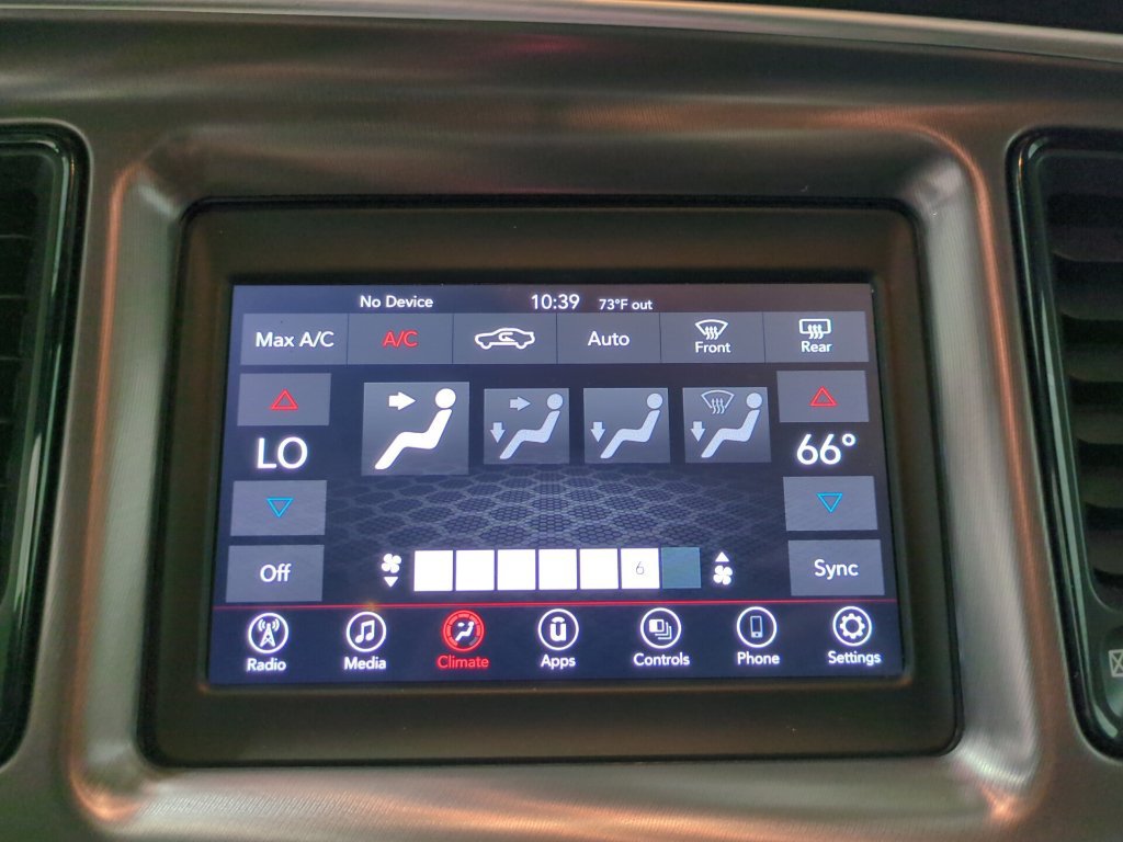Used 2021 Dodge Challenger SXT RWD image 9
