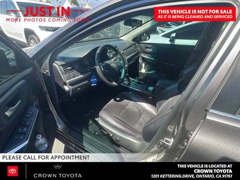Used 2016 Toyota Camry XSE w/ Moonroof Package FWD image 8