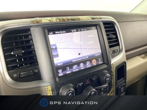 Used 2016 RAM 1500 Outdoorsman w/ Mossy Oak Package AWD/4WD image 3