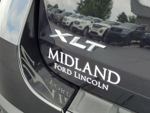 Certified 2023 Ford Explorer XLT w/ Equipment Group 202A AWD/4WD image 7
