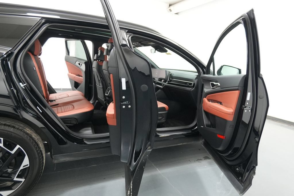 Used 2024 Kia Sportage SX AWD/4WD image 32