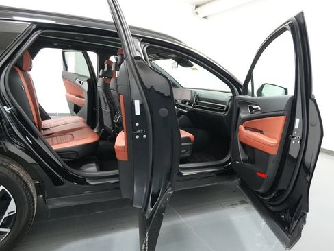 Used 2024 Kia Sportage SX AWD/4WD image 32