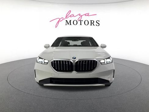 New 2026 BMW 530i xDrive w/ Premium Package AWD/4WD image 8