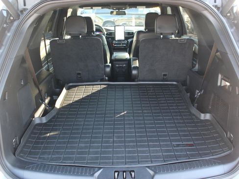 Used 2022 Ford Explorer ST w/ Equipment Group 401A AWD/4WD image 11