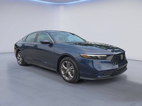 Used 2024 Honda Accord EX image 8