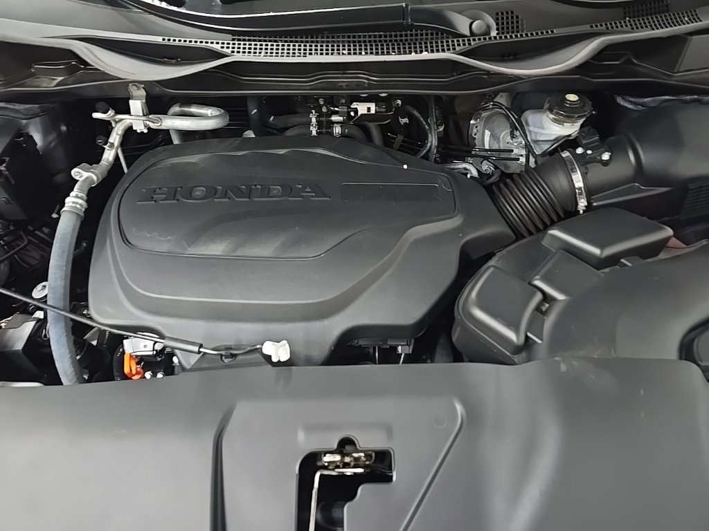 Used 2024 Honda Odyssey Touring image 13