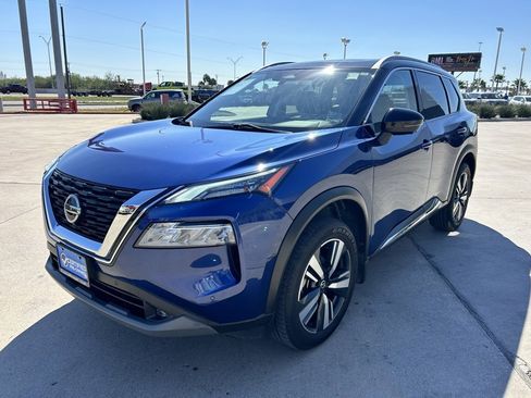 Certified 2021 Nissan Rogue SL w/ Premium Package image 3