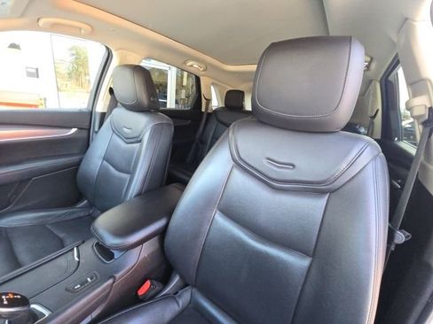 Used 2019 Cadillac XT5 Premium Luxury image 21
