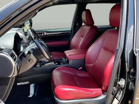 Used 2023 Lexus GX 460 Luxury w/ Accessory Package AWD/4WD image 8