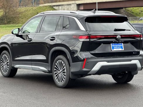 New 2026 Volkswagen Tiguan S AWD/4WD image 5
