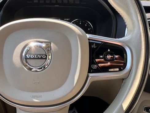 Used 2021 Volvo XC90 T5 Momentum w/ Protection Package AWD/4WD image 23