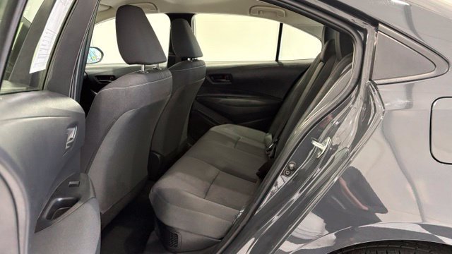 Used 2025 Toyota Corolla LE FWD image 15