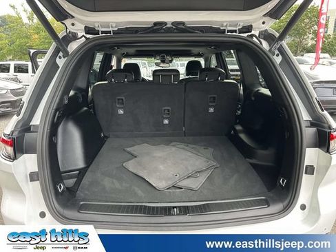 Used 2023 Jeep Grand Cherokee Altitude AWD/4WD image 28