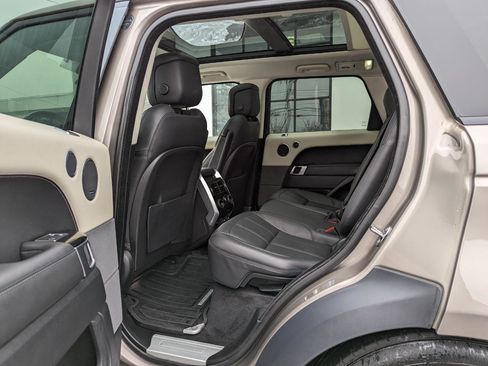 Used 2021 Land Rover Range Rover Sport HSE Silver Edition image 39