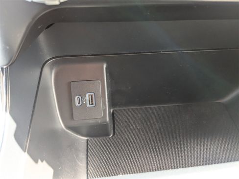 Used 2024 Ford F150 XLT w/ Mobile Office Package image 23