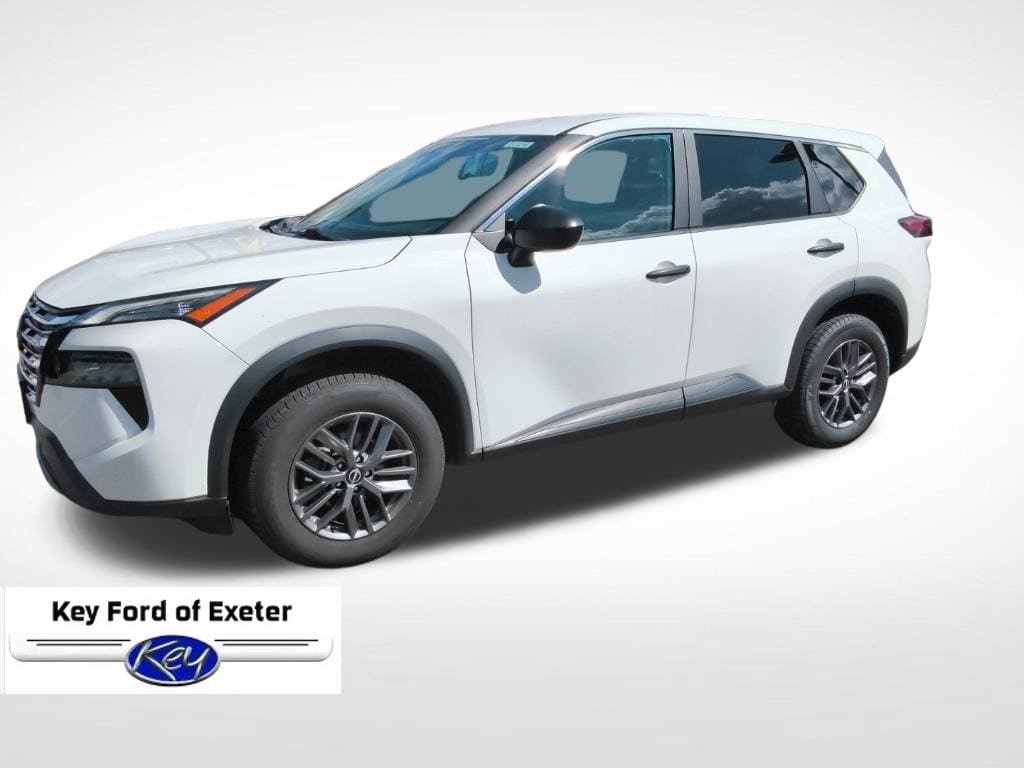Used 2024 Nissan Rogue S AWD/4WD image 7